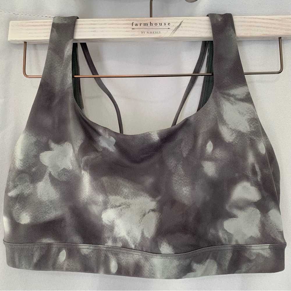Athleta Exhale Printed Sports Bra Women’s Size Medium Low-Impact Yoga Pilates